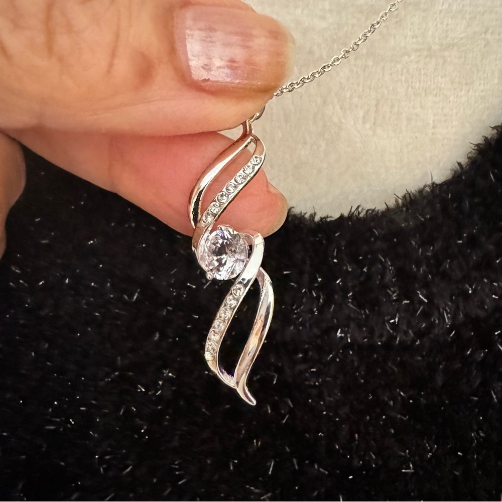 JON‎ RICHARD COLLECTIONS. NWT. Necklace & matching earrings. Cubic Zircon…